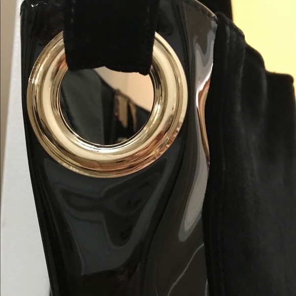 NWT Good Girl Carolina Herrera bag - Picture 7 of 8